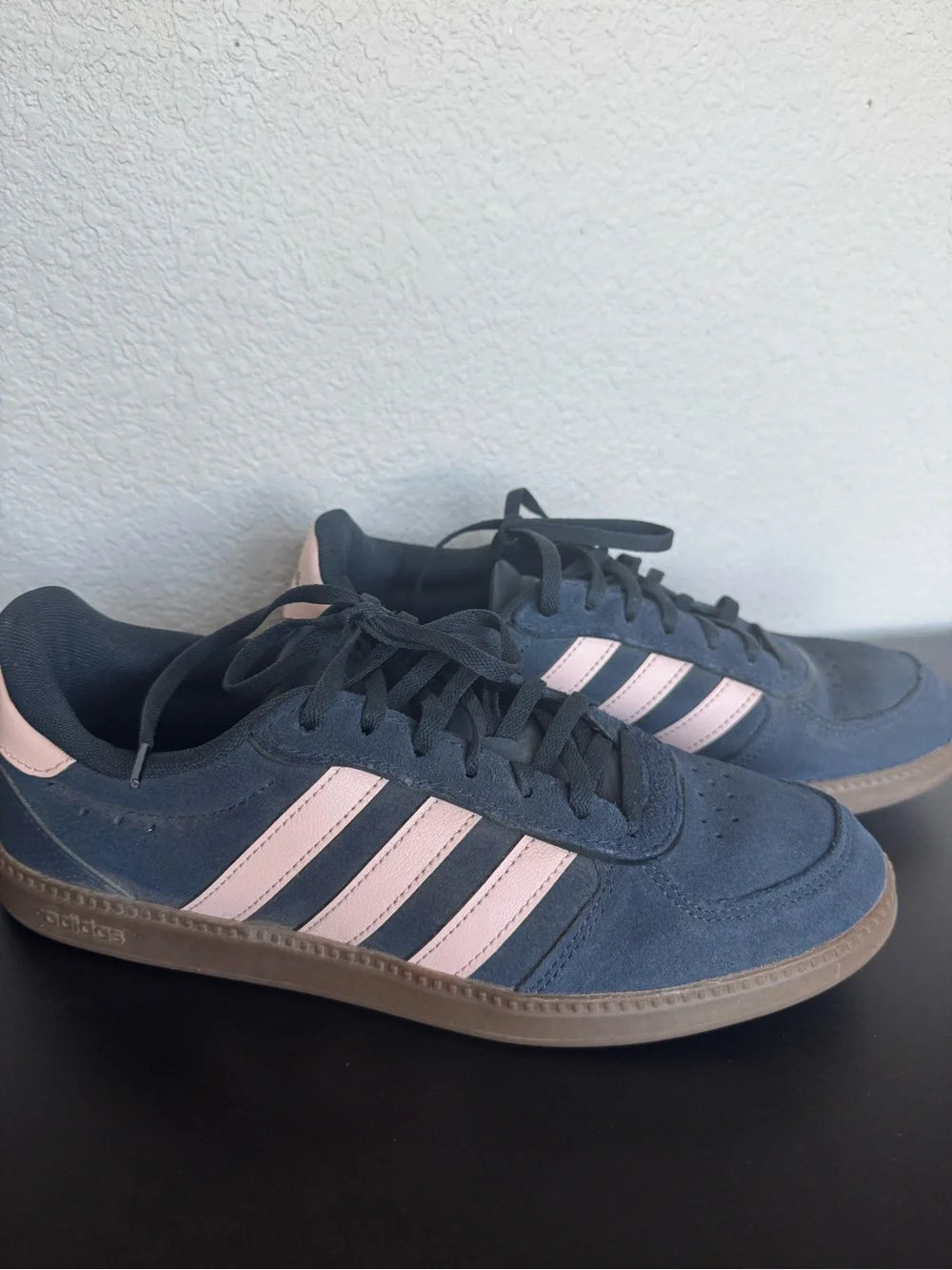 Adidas Women's Breaknet Sleek sneakers Aurora Ink and Blush Pink